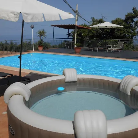 Al Villino Sunrise In Con Piscina Ed Idromassaggio * Sant'Alfio