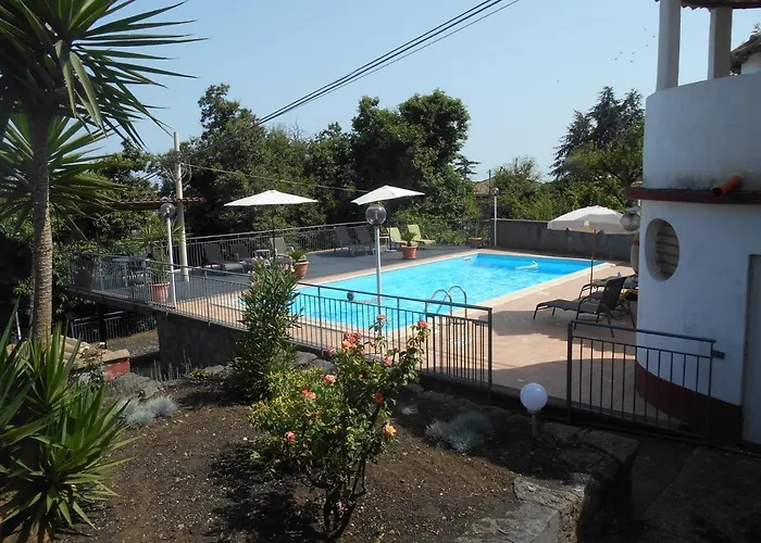 Al Villino Sunrise In Con Piscina SantʼAlfio